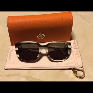 Designer B&W Tory Burch Sunglasses with Case NWOT